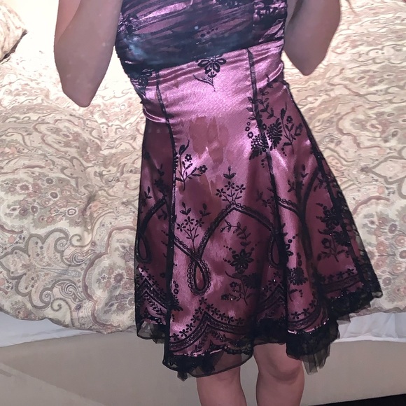 Date Night Dress - large discount with drink stain - Picture 6 of 12